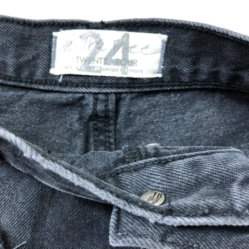 FREE PEOPLE MAGGIE‎ BLACK DISTRESSED SHORTS SIZE 24 NEW WITH TAG